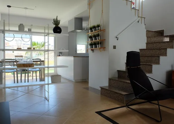 Ebli House